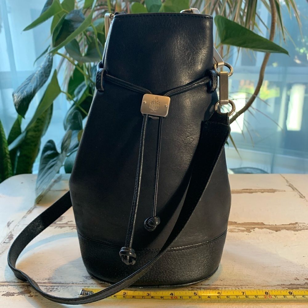 Vintage Mark Cross New York Black leather Crossbody purse